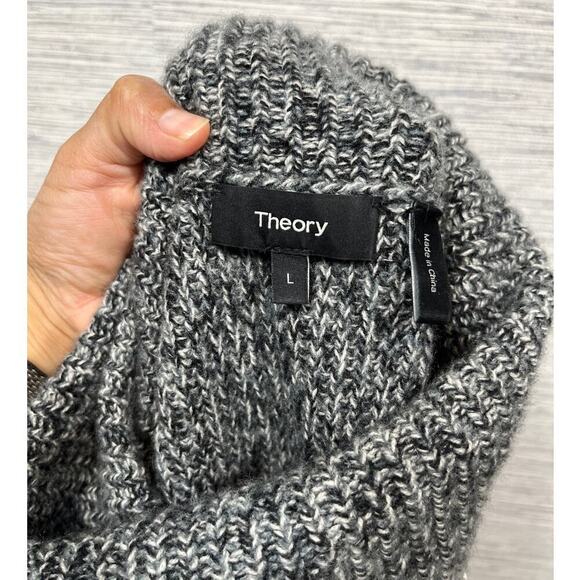 Theory Women's 100% Cashmere Turtleneck Sweater / Size-Large - Picture 6 of 7